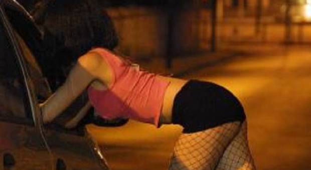 Le prostitute italiane in Svizzera: «In Italia troppe tasse, qui guadagniamo 15mila euro al mese»