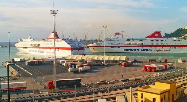 Uno scorcio del porto di Ancona: possibile snodo delle Reti Ten-T dell’Ue