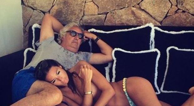 Elisabetta Gregoraci seminuda su Briatore: le immagini su Instagram