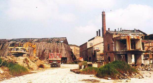 L'ex zuccherificio fermo dal 1982 è un'area notevolmente degradata
