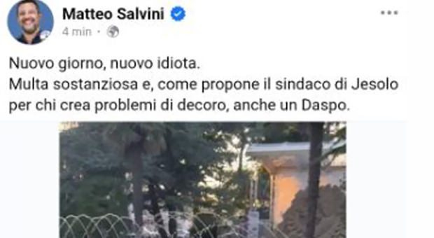 JESOLO Il post del ministro Salvini a proposito del bagno nella fontana di Jesolo