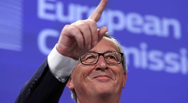 Tregua sui dazi USA-Ue, Trump e Juncker trovano l'accordo
