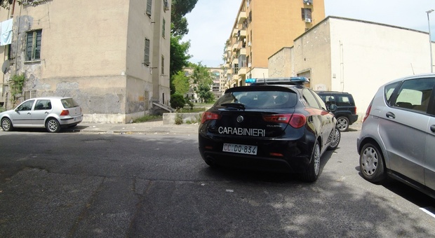 Roma, Quarticciolo, sorpresi a spacciare in strada: 3 arrestati e una denuncia