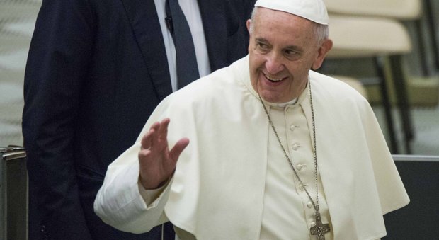 Il Papa incontra 20 ex prostitute: «Chiedo perdono per quei cattolici che chi vi hanno abusato»