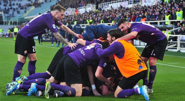 La Fiorentina piega la Spal con Pezzella e torna a vincere dopo due mesi e mezzo