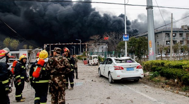Le foto dell'esplosione dell'impianto chimico in Cina
