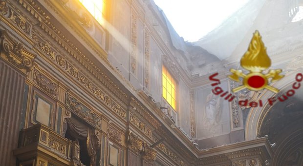 Crollo del tetto nella chiesa di San Giuseppe dei Falegnami: rischiano il processo in due