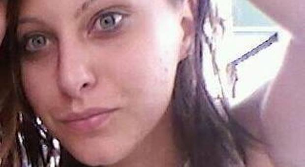 Coppia scomparsa da tre giorni: anche i sub cercano Elisa Pomarelli, 28 anni, e Massimo Sebastiani, 47
