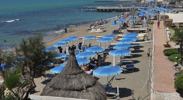 Coronavirus, Bonaccorsi (Turismo): «Questa estate andremo al mare»