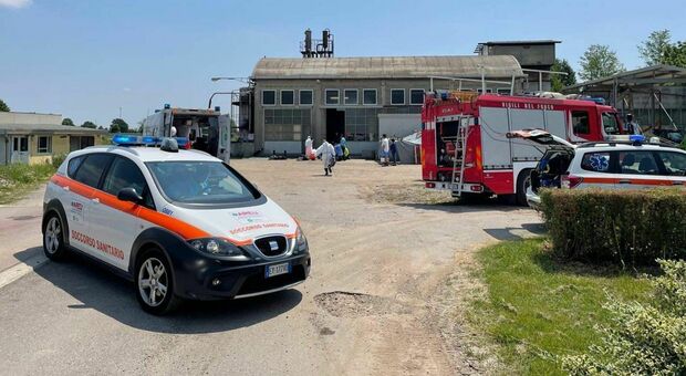 Pavia, incidente sul lavoro: morti due operai investiti da vapori tossici