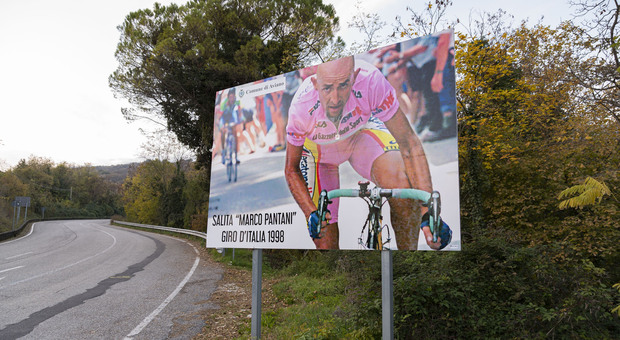 Aviano, il Piancavallo perde cartello dedicato al "pirata" Marco Pantani