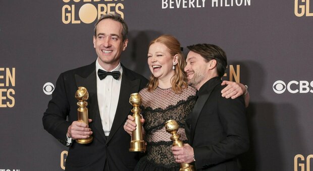 Golden Globe, dal trionfo di "Succession" e "The Bear" alla delusione "The Crown": tutte le serie tv premiate