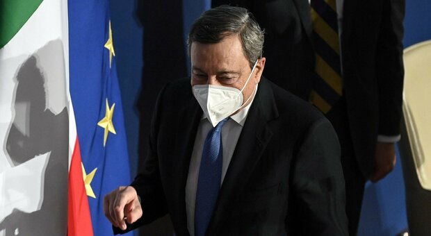 Draghi: Italia verso la riapertura. Green pass senza limiti