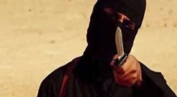 Isis, la lista del terrore: nomi e indirizzi di funzionari e 007 Usa: «Scovateli e uccideteli»