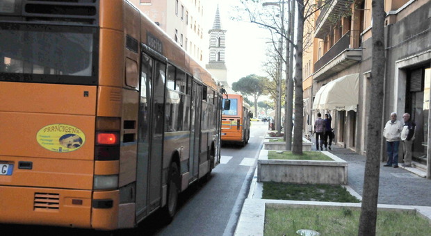 Slttano i nuovi bus Francigena, la ditta non fornisce l’informativa antimafia: impossibile l'aggiudicazione