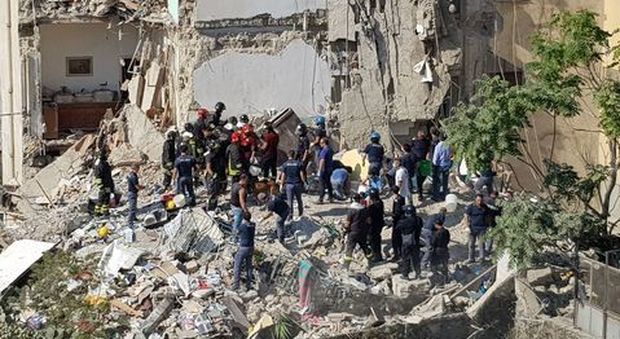 Palazzina crollata a Torre Annunziata, il sindaco: «In corso lavori di ristrutturazione»