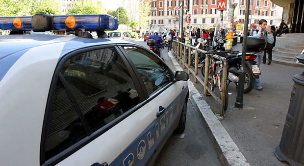 Roma, preso a testate e derubato in metro: 50enne in ospedale