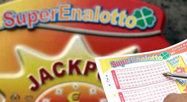 SuperEnalotto, sfiorato il Jackpot: con un 5 sono stati vinti 58mila euro