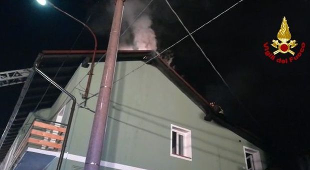L'incendio di questa notte a Roana
