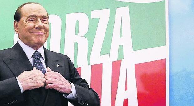 Berlusconi, il messaggio per i dirigenti campani: «Dema peggior sindaco»
