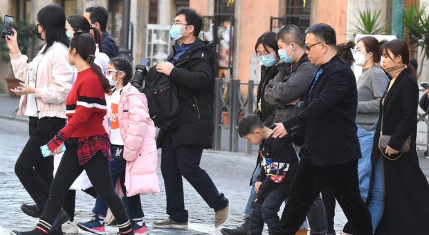 Coronavirus, nessuna sassaiola contro studenti cinesi. Prof di Cassino denunciato per procurato allarme