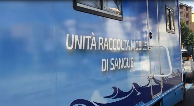 «Unità raccolta mobile di sangue», basta una domanda e il camioncino dell'Avis chiude le porte