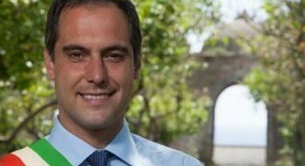 Elezioni comunali a Procida, Ambrosino si conferma sindaco