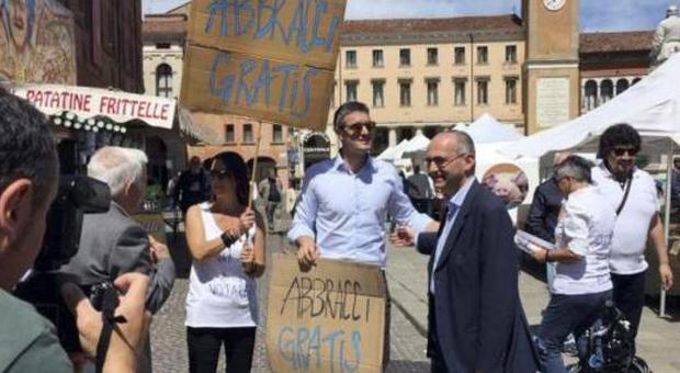 Jacopo Berti e i giovani grillini: «Siamo quelli del buon governo»