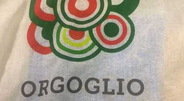 Expo, shopper tricolori "Orgoglio Italia" hanno tutte etichetta Made in India