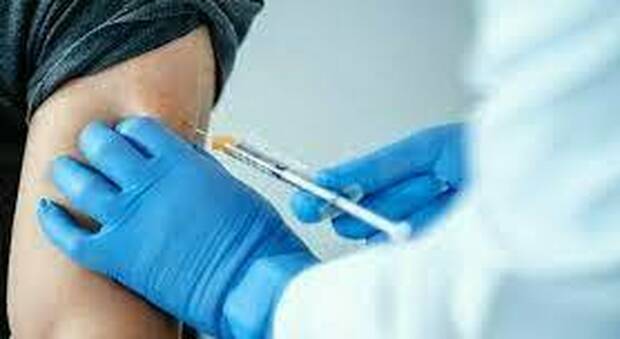 Vaccini: in Puglia utilizzato quasi il 95% delle dosi disponibili
