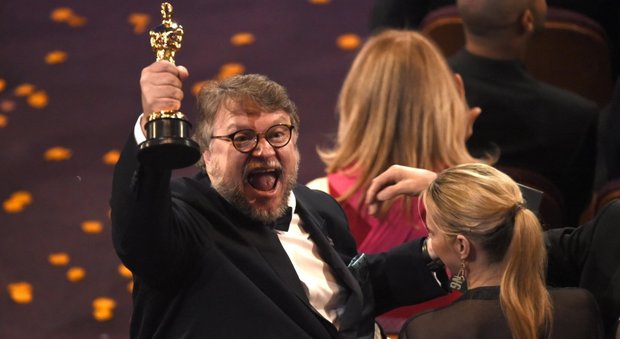 L'Oscar, una favola sulla diversità: l'immigrato Del Toro conquista tutti