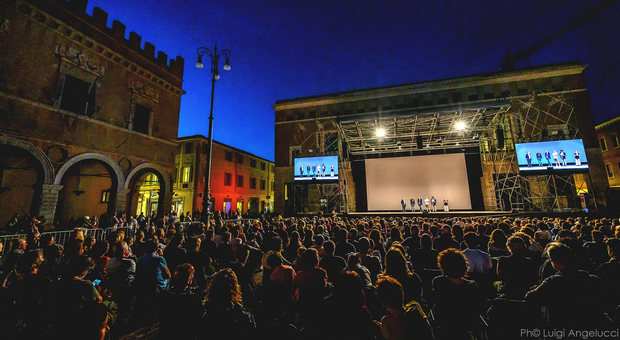 Mostra internazionale del nuovo cinema: a Pesaro i big Giuseppe Tornatore, Dante Ferretti e Carlo Verdone. Ecco il programma