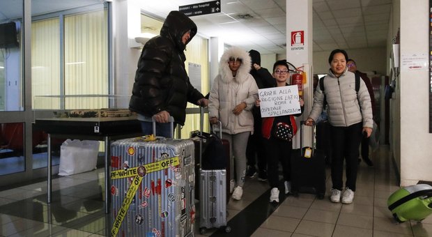 Coronavirus a Roma, i cinesi dimessi oggi dallo Spallanzani rifiutati da hotel e taxi