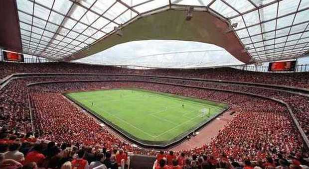 Premier League, l’Arsenal riceve lo United: l’Emirates si accende tra ricordi e futuro