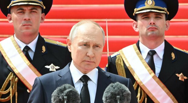 Putin, chi può prendere il suo posto (tra generali, mercenari e oligarchi) in caso di resa?