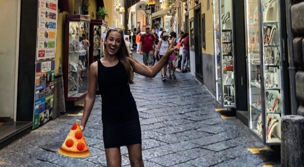 Dal tennis alla pizza, vacanze a Sorrento per Paula Kania