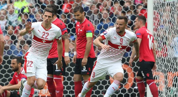La Romania ferma la Svizzera sullo 1-1: Stancu su rigore, pari di Mehmedi