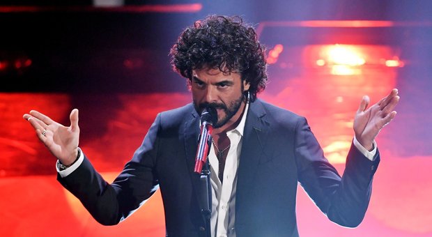 Sanremo 2019, Francesco Renga: «Poche donne al Festival? Le voci maschili sono più belle», è bufera