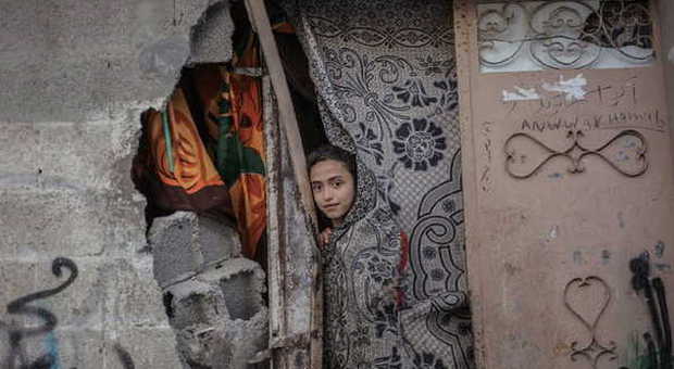 Gaza, spezzata la tregua piovono razzi su Israele, che risponde. Scambio di accuse con Hamas