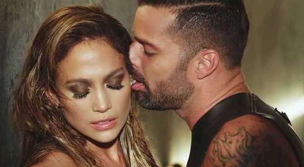 Jennifer Lopez e Ricky Martin insieme per un video super hot