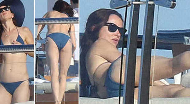 Juliette Lewis, bikini hot a Cannes: "Flirt con Leonardo DiCaprio"