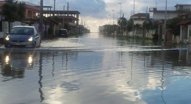 Maltempo a Caserta, allagamenti e danni: preoccupa il livello del fiume Volturno