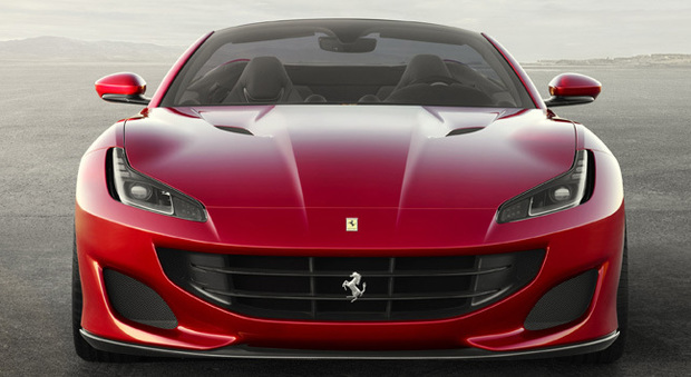 Il frontale aggressivo della nuova Ferrari Portofino