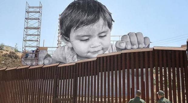 Street art al confine Messico-Usa
