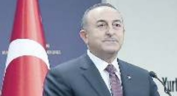 Mevlüt Çavusoglu (ministro Esteri della Turchia): «Abbiamo colpito duro il Daesh, ma il terrore non è sconfitto»