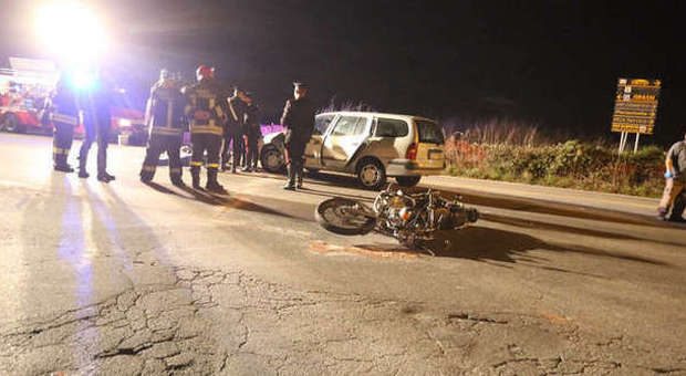 Bergamo, tragico schianto tra un'auto e ​una moto: muore medico di famiglia