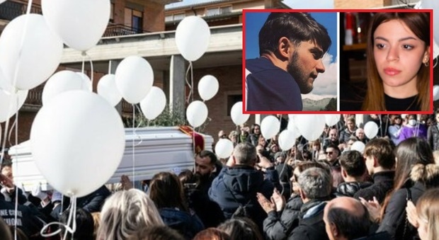 Incidente a Fonte Nuova, in duemila ai funerali di Alessio Guerrieri e Simone Ramazzotti. «Non vi dimenticheremo mai»