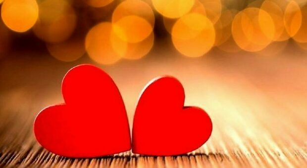 Auguri di San Valentino, le frasi più belle da dedicare alla persona che si ama: da quelle celebri a quelle divertenti