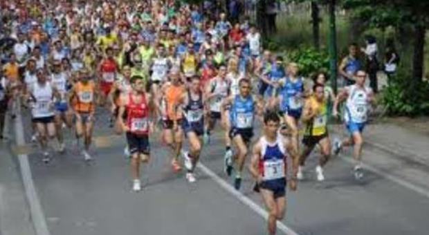 Ultramaratoneti,studio sui rischi: fratture dei piedi da stress allergie e asma