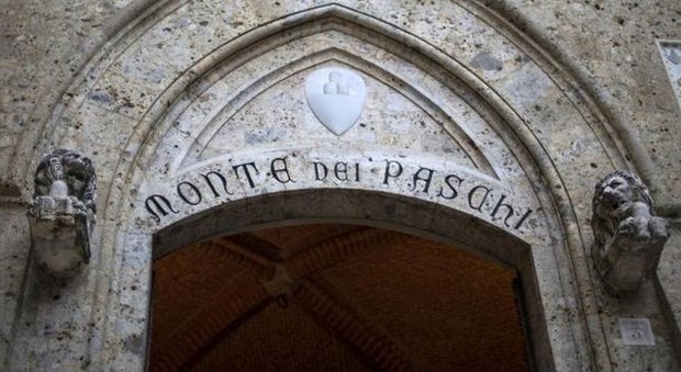 Crisi banche, Mattarella firma il decreto salva risparmio